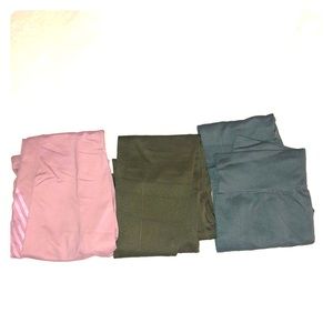 Bundle of 3 workout leggings